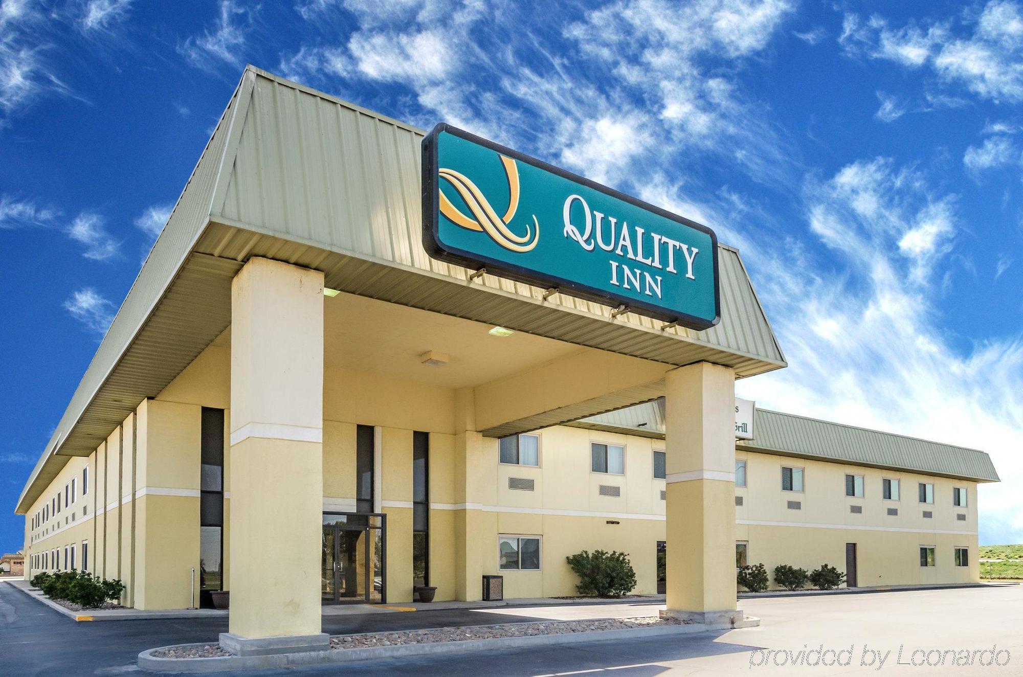 Rodeway Inn South Hutchinson Dış mekan fotoğraf