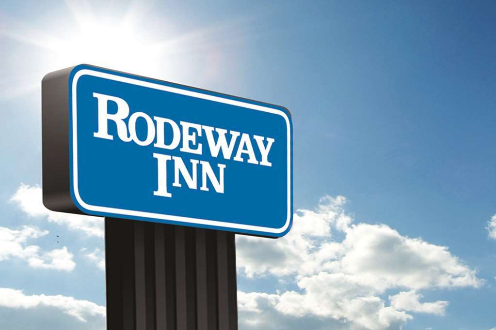 Rodeway Inn South Hutchinson Dış mekan fotoğraf